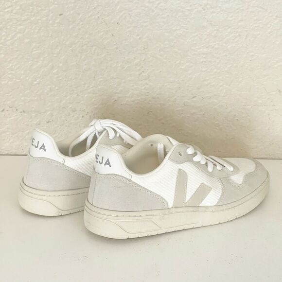 Veja V-10 B-MESH WHITE NATURAL PIERRE 37/6. New - Picture 7 of 17
